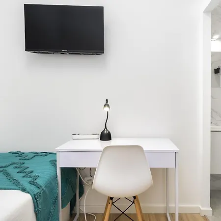 Whome Smart Living Hub, Designer Spaces For Digital Nomads & Remote Workers Konukevi Lisboa