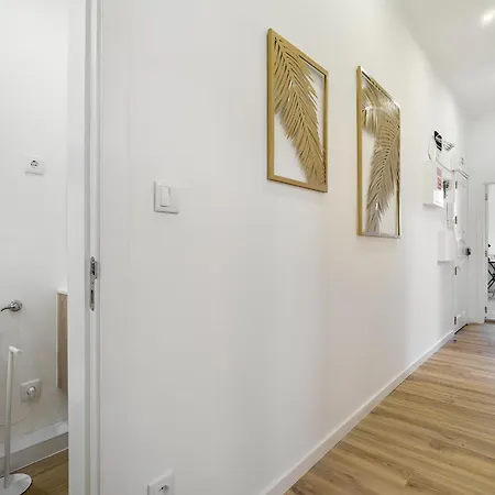 게스트하우스 Whome Smart Living Hub, Designer Spaces For Digital Nomads & Remote Workers