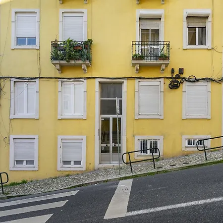 בית הארחה Whome Smart Living Hub, Designer Spaces For Digital Nomads & Remote Workers